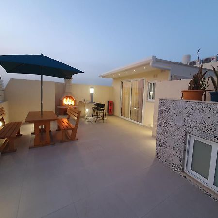 B&S Accommodation Penthouse 602 Ghaxaq Exterior photo