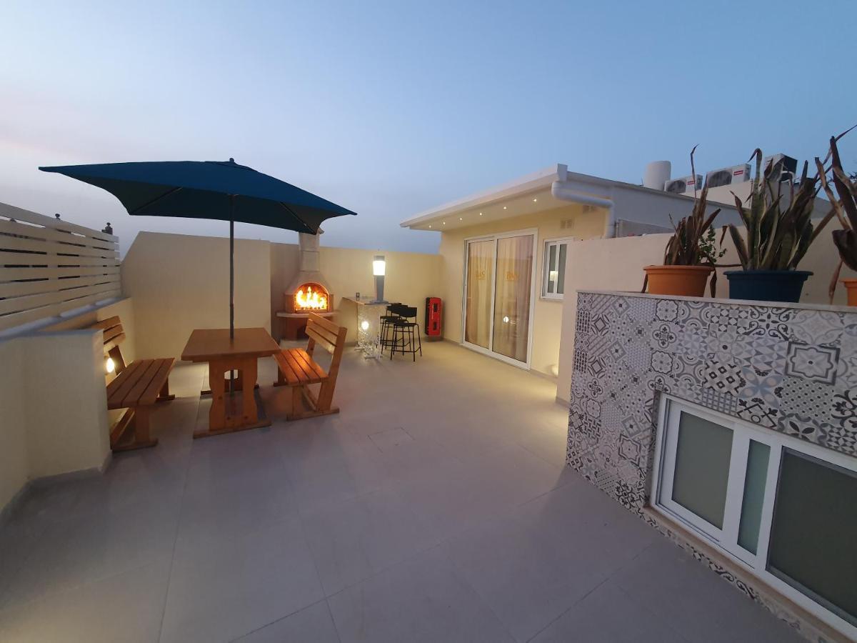 B&S Accommodation Penthouse 602 Ghaxaq Exterior photo